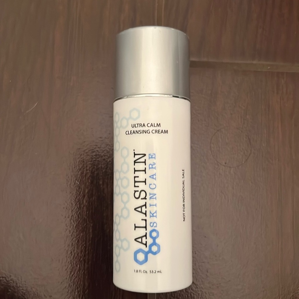 Alastin Ultra Calm Cleaning Cream (1.8 fl oz)